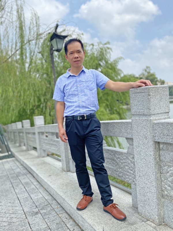 奇峰向阳的第一张照片--松溪相亲网