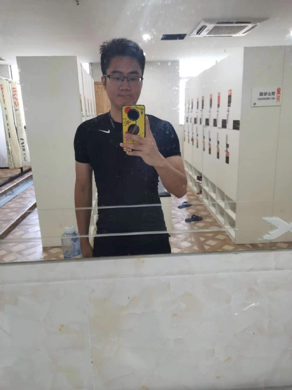 习惯发呆的第一张照片--松溪相亲网