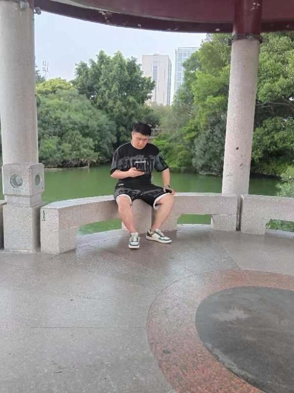 不善挽留的第一张照片--松溪相亲网